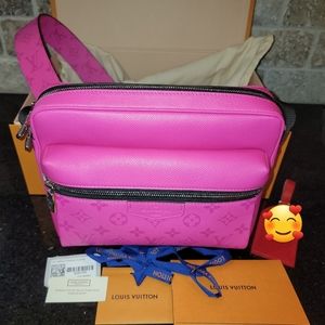 Vuitton Outdoor Messenger